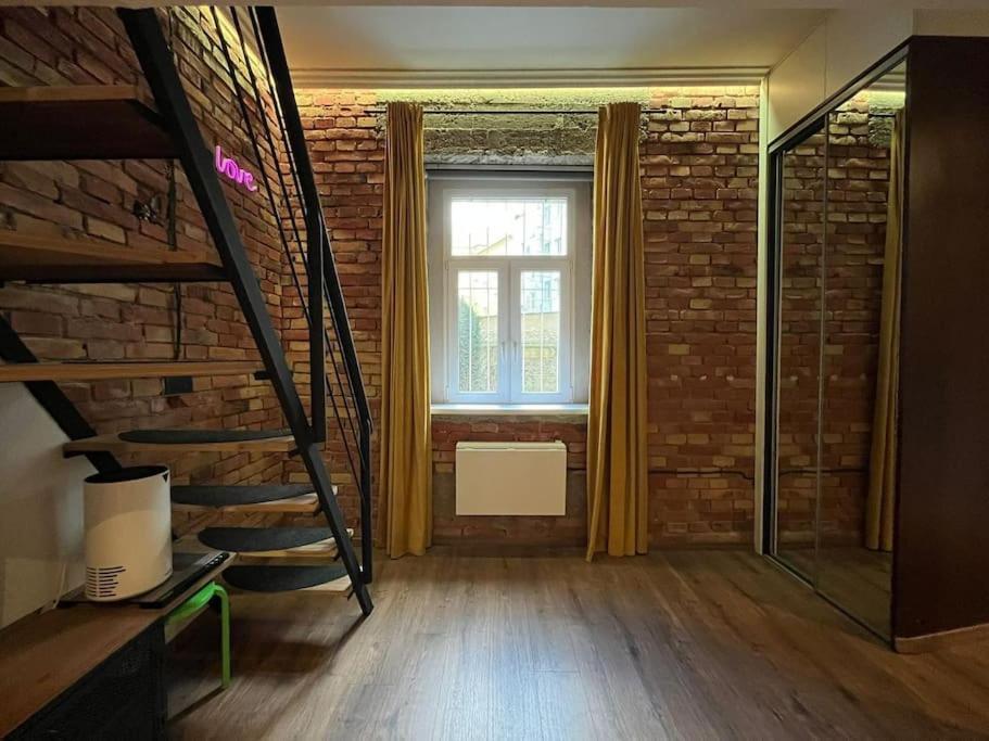 Apartman V Srdci Bratislavy Bratislava Exterior foto